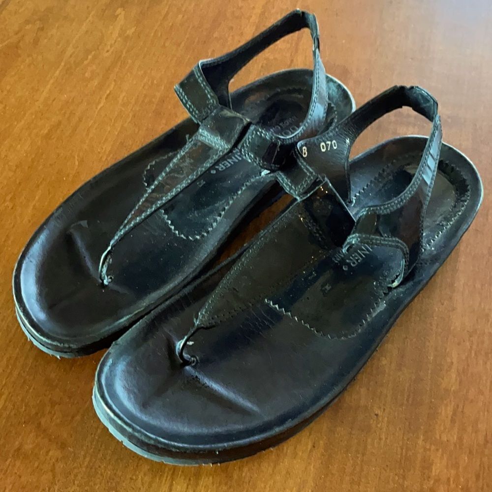 Donald Pliner Made on the Beaches of Spain Sandal